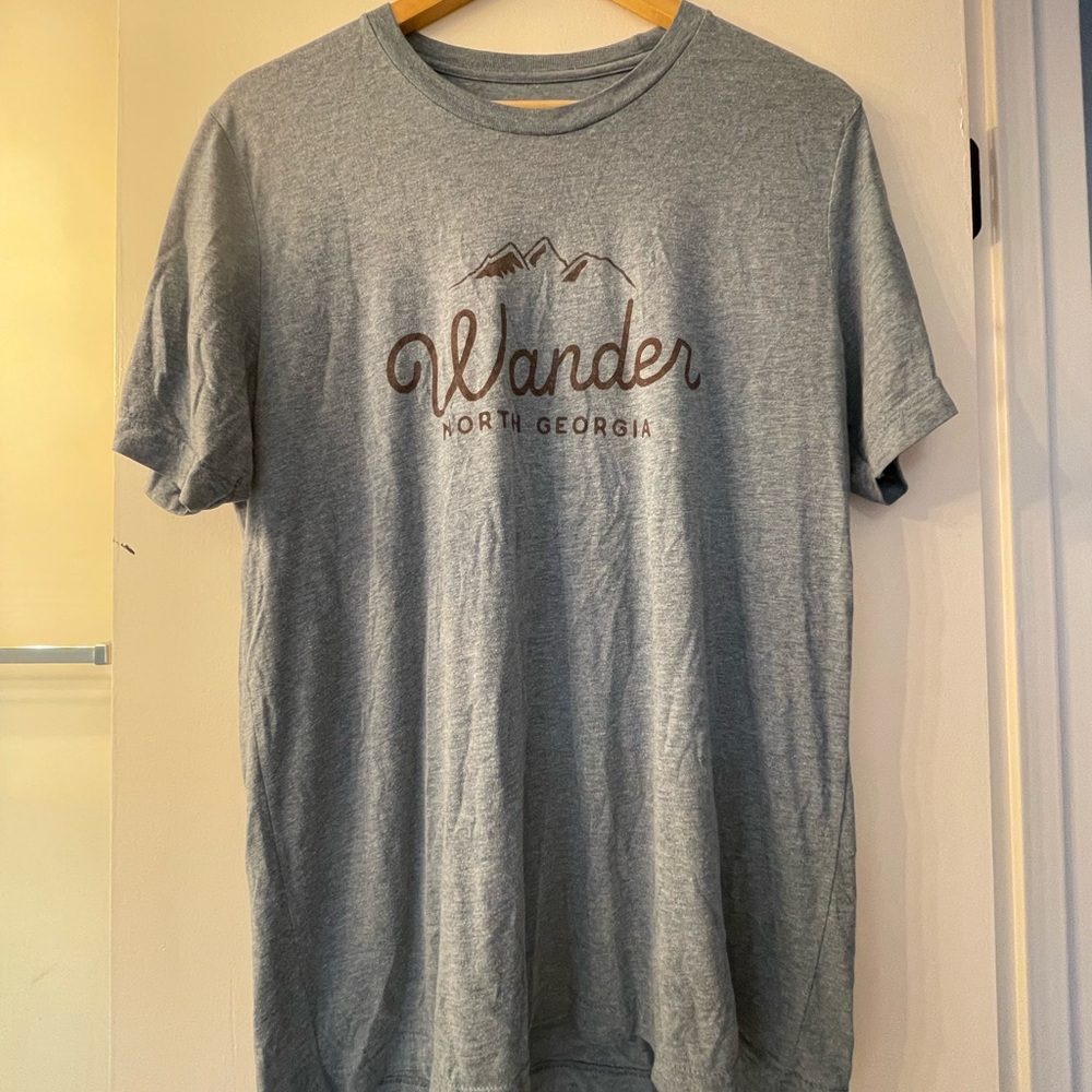 Light blue wander shirt with cool design